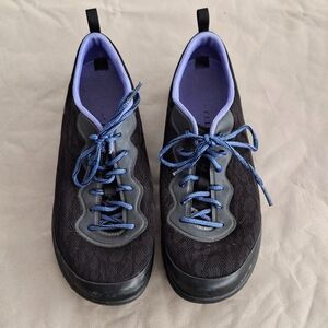 Merrell casual runners - ladies size 8